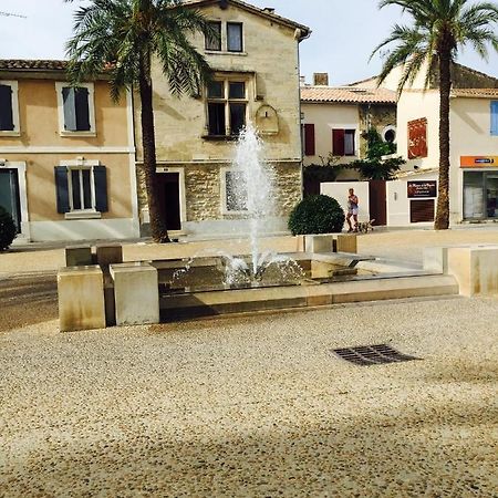 La Maison Sur La Place Aigues-Mortes Bagian luar foto