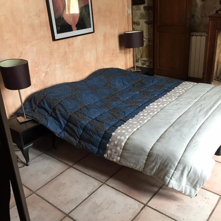 La Maison Sur La Place Aigues-Mortes Bagian luar foto